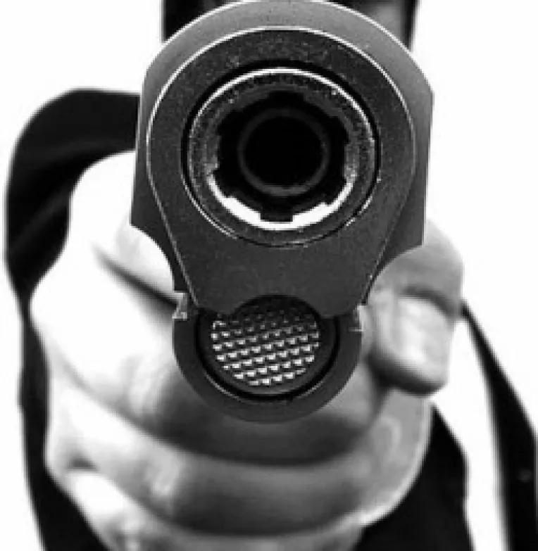 Banci, masini de valori, case de schimb si amanet: Tinta jafurilor armate in Romania