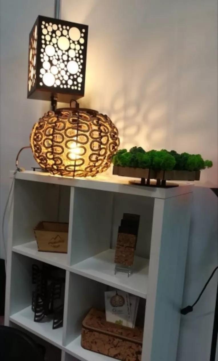 Cristina Minciunescu, Director Comercial la SC Exclusiv Business Team SRL: Produse personalizate din lemn si pluta