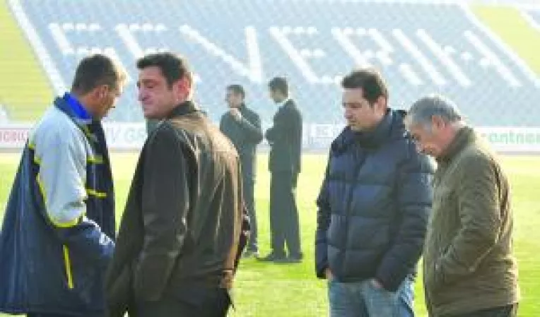 Gazarii, in joc de glezna