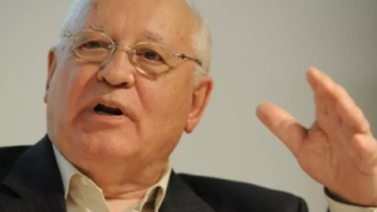 Mihail Gorbaciov, ultimul conducator al Uniunii Sovietice, a evitat al treilea Razboi Mondial