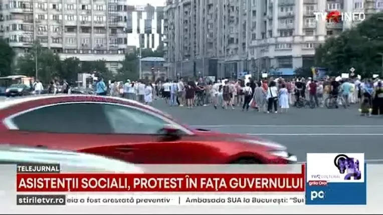 Protest al asistentilor sociali, in fata Guvernului