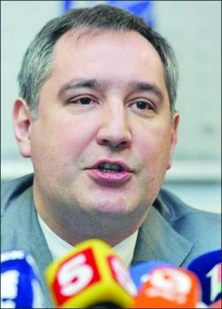 Rusia ameninta cu inghetarea relatiilor cu NATO