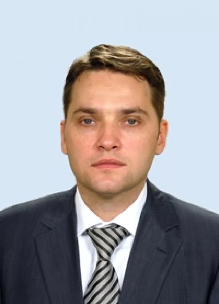 Senatorul PSD Dan Coman Sova: Coalitia PDL-UDMR-UNPR, care dicteaza distrugerea economiei nationale, are mai putin de 20%!